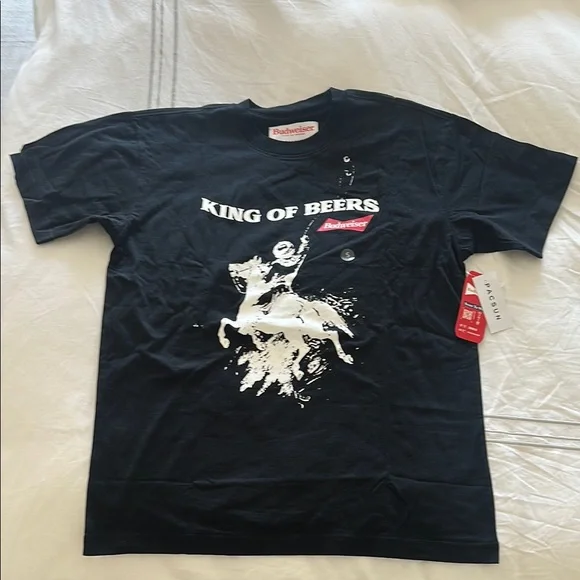 Budweiser King of Beers Tee (L) - Picture 2 of 6